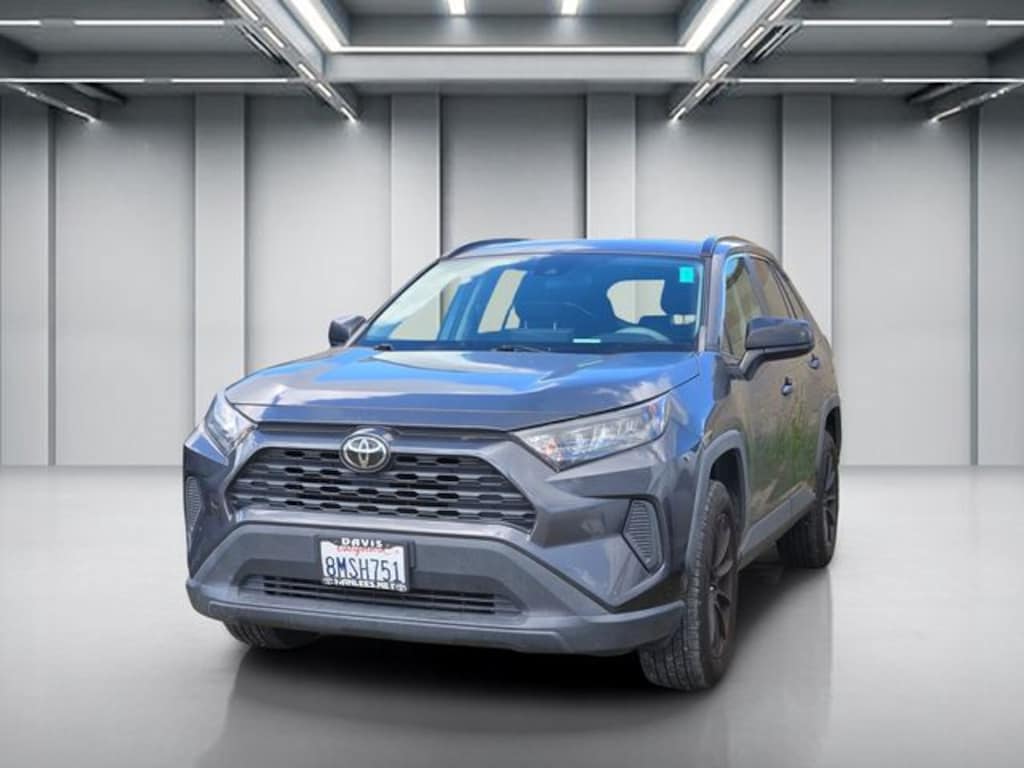 Used 2019 Toyota RAV4 LE SUV