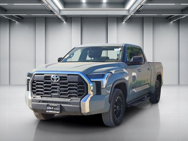 2023 Toyota Tundra SR5 3.5L V6 photo 3