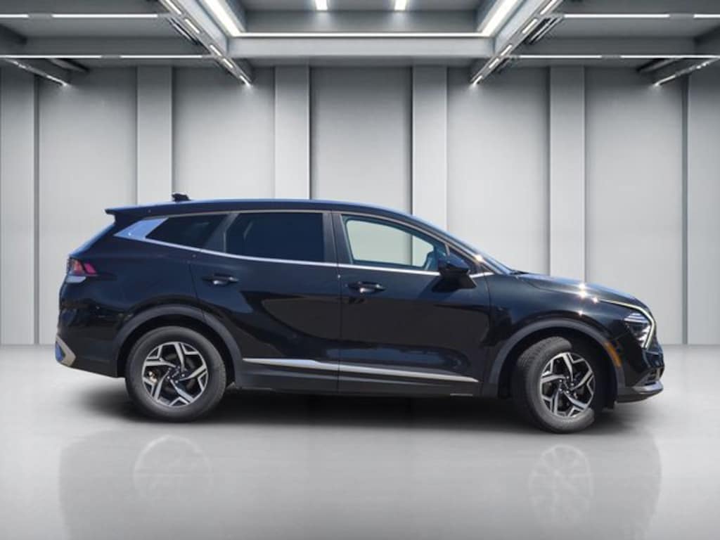 Certified 2024 Kia Sportage LX SUV