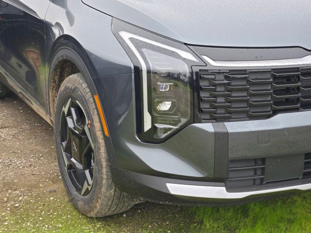 New 2026 Kia Sportage Hybrid EX SUV