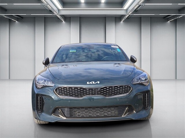 2022 Kia Stinger GT2 photo 2