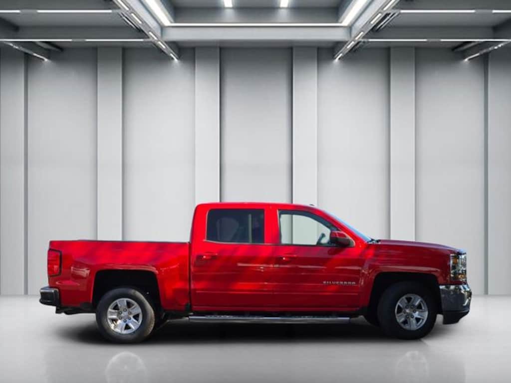 Used 2018 Chevrolet Silverado 1500 LT w/1LT Truck Crew Cab