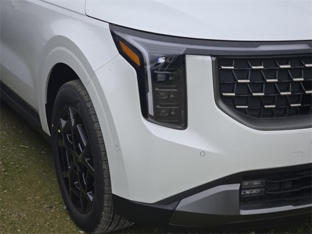 New 2026 Kia Carnival Hybrid SX Van Passenger Van
