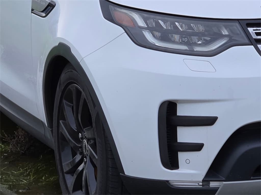 Used 2017 Land Rover Discovery HSE SUV