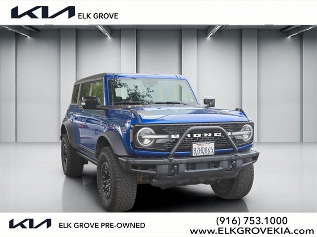 2021 Ford Bronco 4-Door First Edition's photo