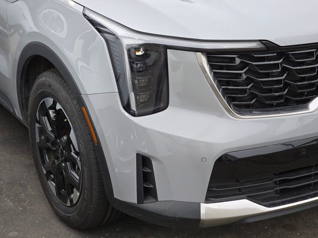 2024 Kia Sorento S photo 4