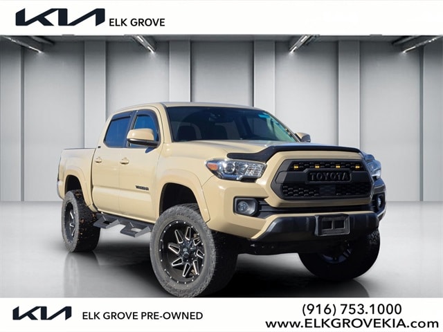 2018 Toyota Tacoma SR5's photo