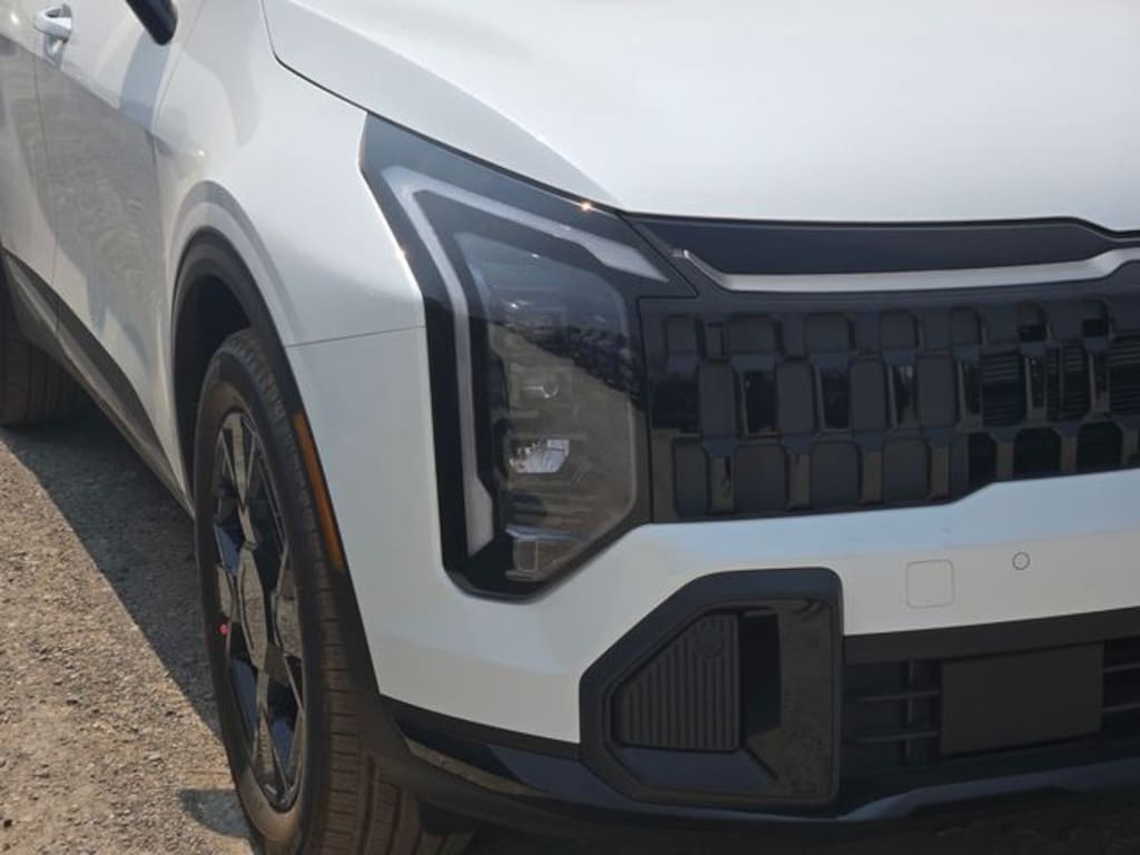 New 2027 Kia Sportage Plug-In Hybrid X-Line SUV
