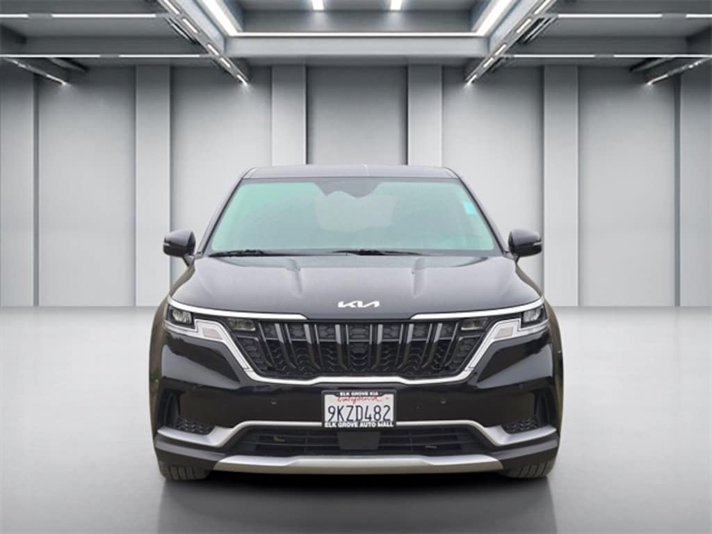 Certified 2024 Kia Carnival EX MPV