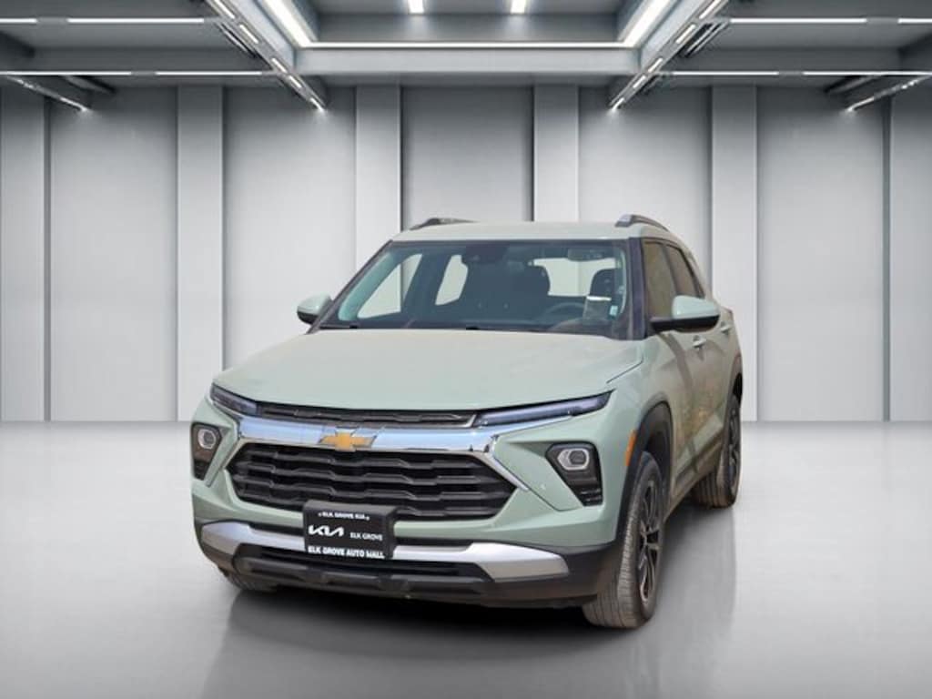 Used 2025 Chevrolet Trailblazer LT SUV