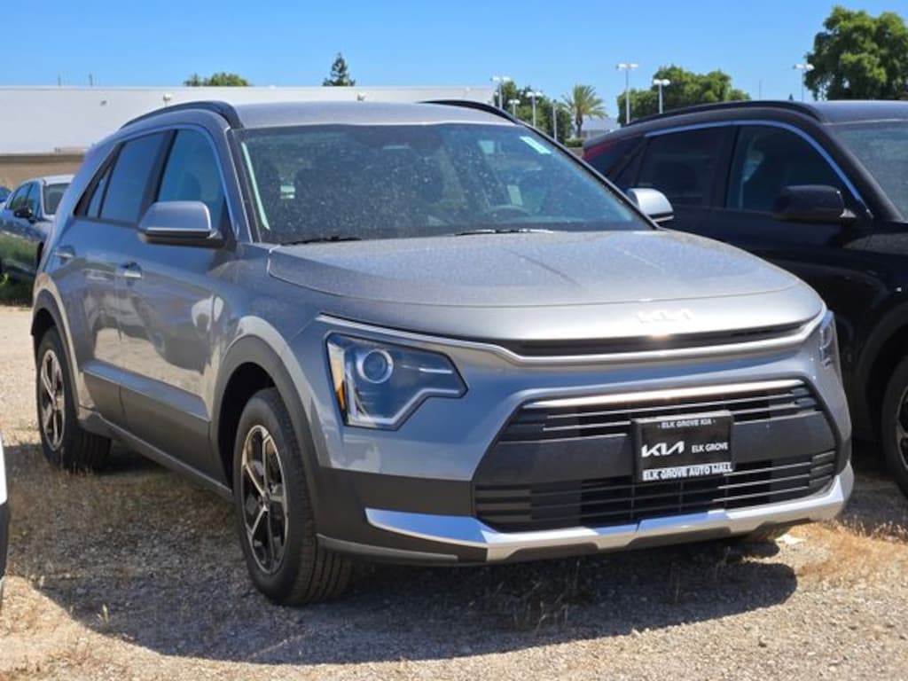 New 2026 Kia Niro LX SUV