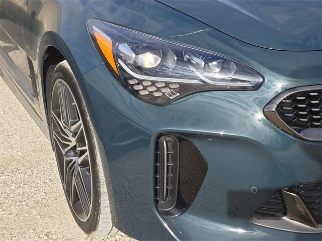 2022 Kia Stinger GT2 photo 4