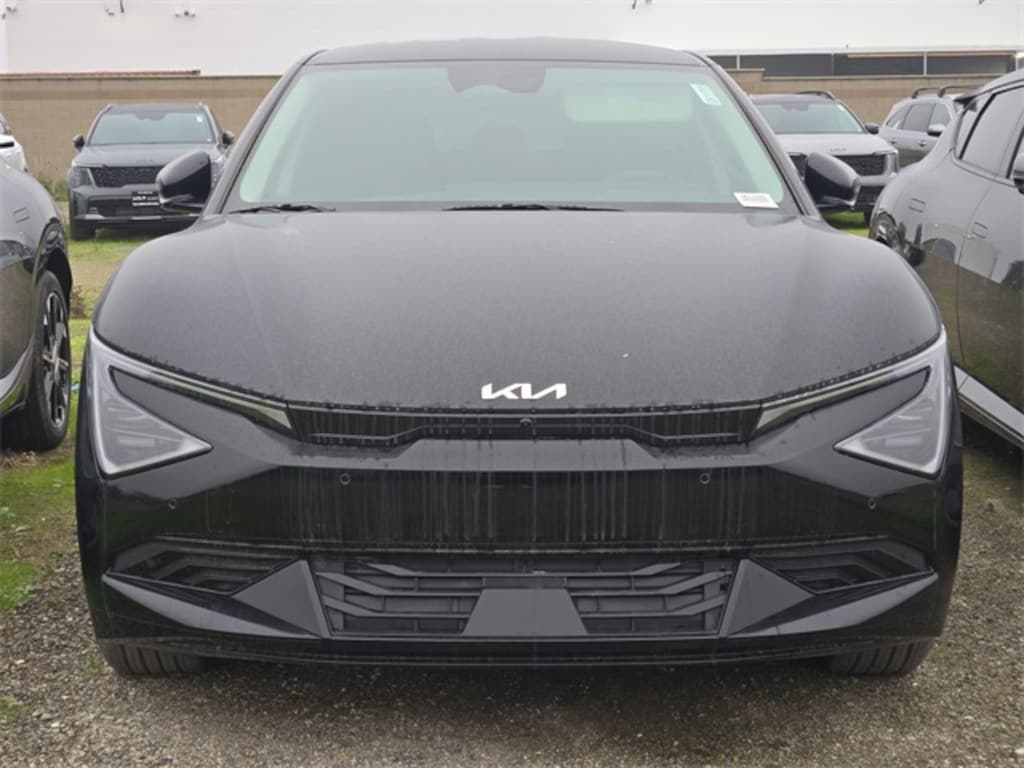 New 2025 Kia EV6 Wind SUV