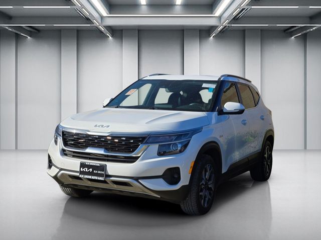 2023 Kia Seltos EX photo 3