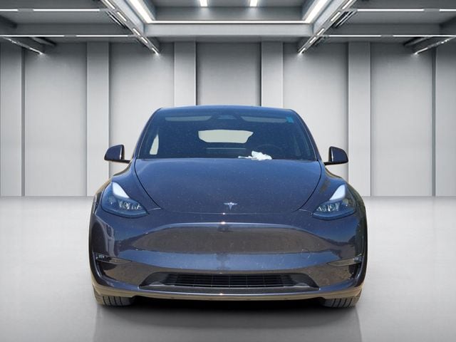 2024 Tesla Model Y Long Range photo 2