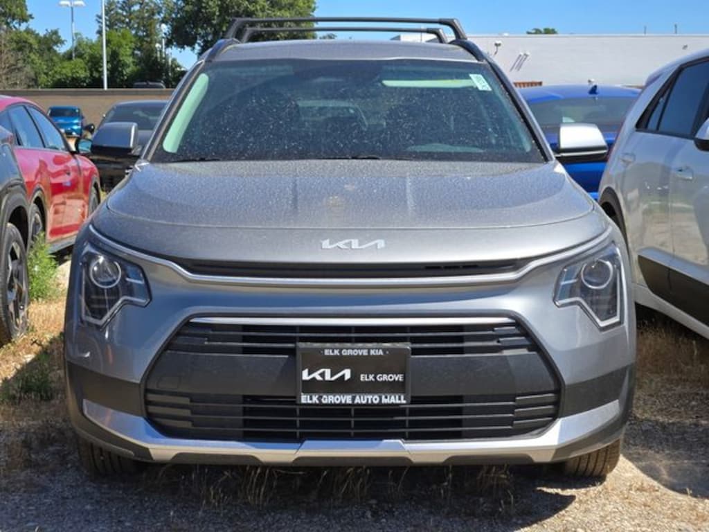 New 2026 Kia Niro LX SUV