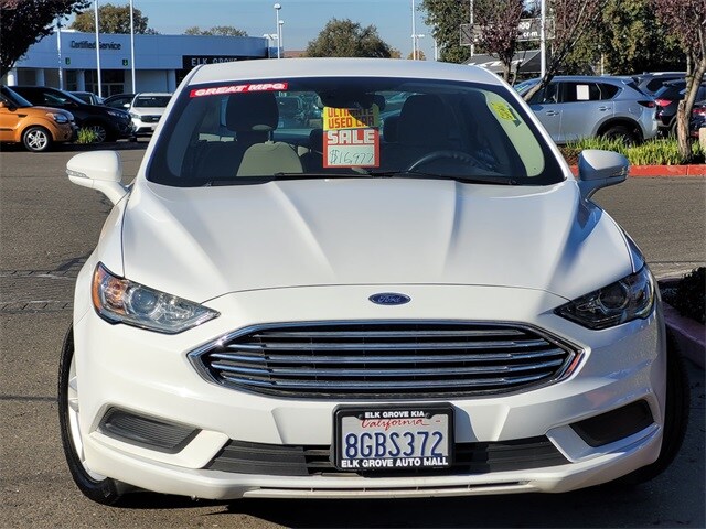 Used 2018 Ford Fusion SE with VIN 3FA6P0HD8JR281839 for sale in Elk Grove, CA