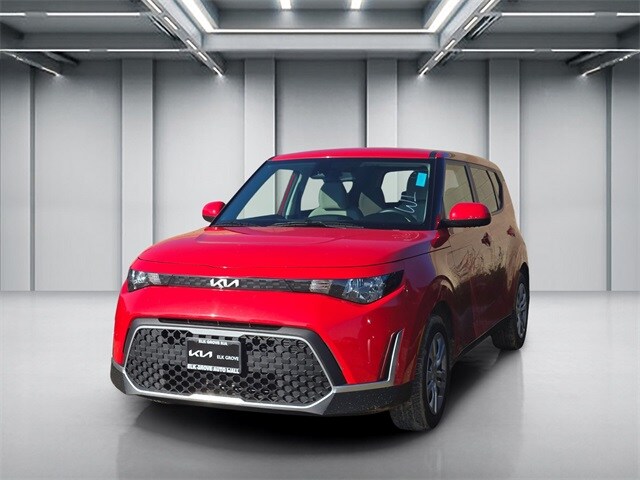 2023 Kia Soul LX photo 2