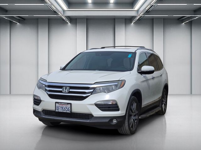 2018 Honda Pilot Elite AWD photo 3