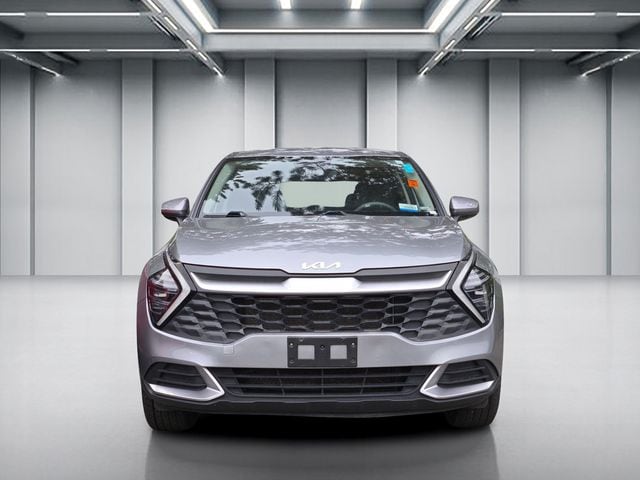 2024 Kia Sportage LX photo 2