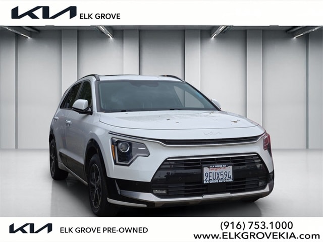 2023 Kia Niro SX's photo