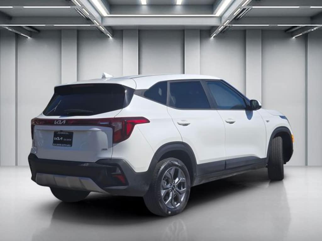 Certified 2026 Kia Seltos LX SUV