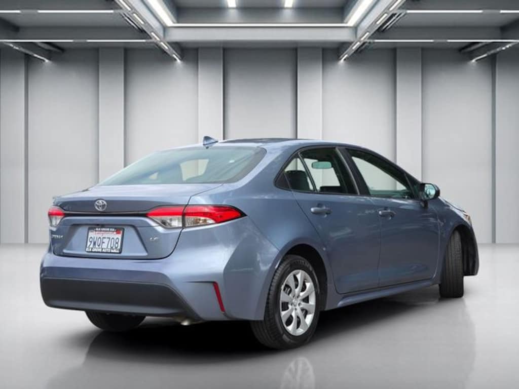 Used 2023 Toyota Corolla LE Sedan