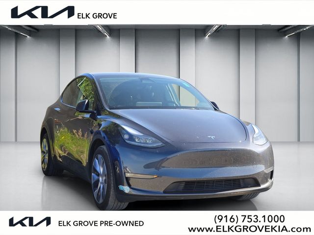 2024 Tesla Model Y Long Range Dual Motor All-Wheel Drive's photo