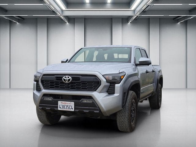 2024 Toyota Tacoma TRD Off Road photo 3