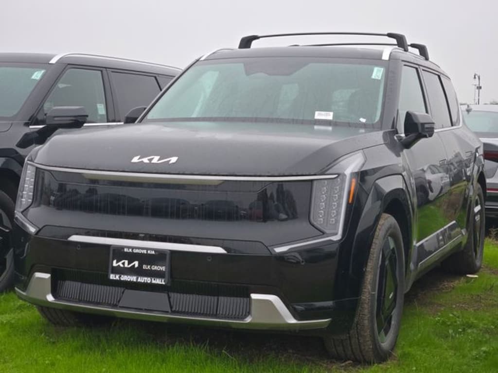 New 2026 Kia EV9 Land SUV