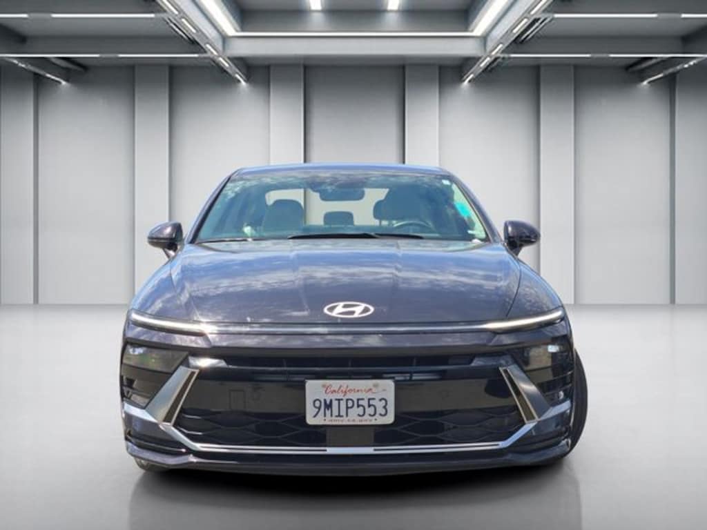 Used 2024 Hyundai Sonata SEL Sedan