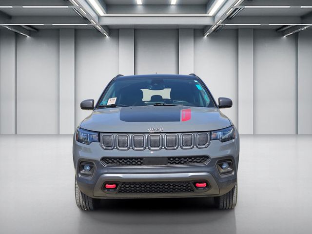 2022 Jeep Compass Trailhawk photo 2