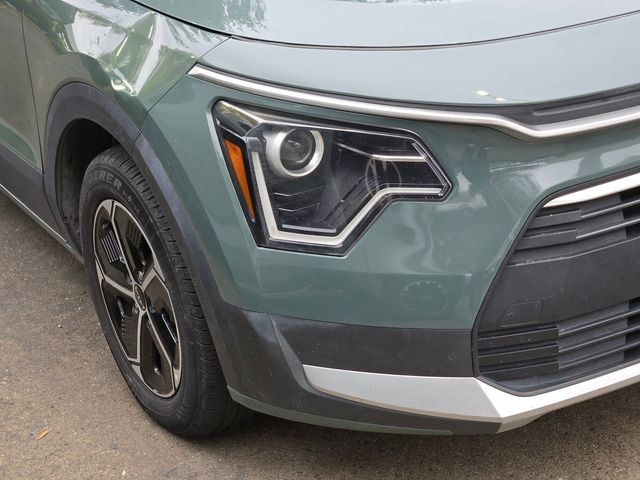 2023 Kia Niro EX photo 4