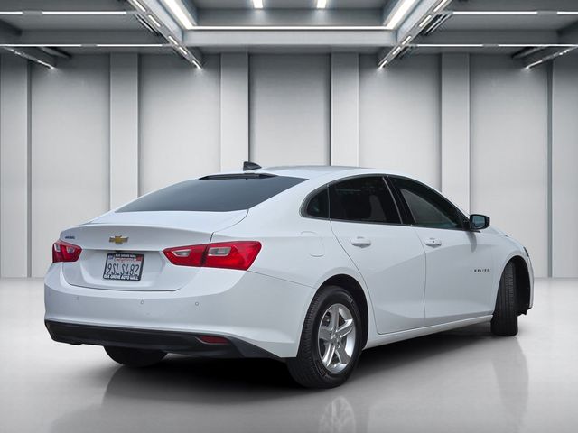 2022 Chevrolet Malibu LS w/1FL photo 4