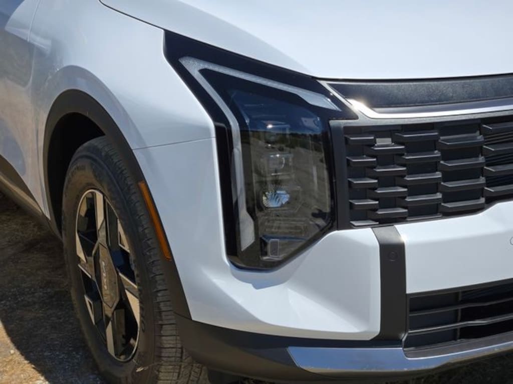 New 2026 Kia Sportage LX SUV
