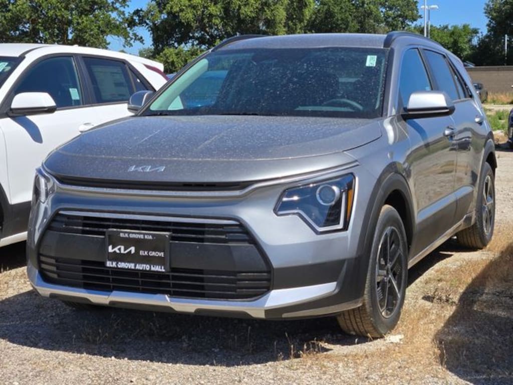 New 2026 Kia Niro LX SUV
