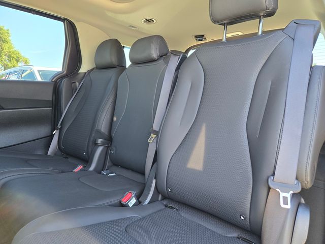 2025 Kia Carnival SX Prestige - Photo 10
