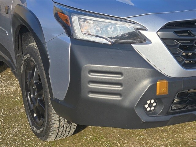 2022 Subaru Outback Wilderness photo 3