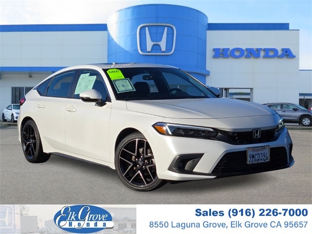 2024 Honda Civic Hatchback Sport Touring's photo