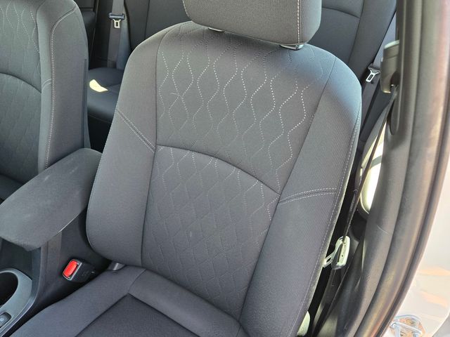 2024 Toyota Corolla LE - Photo 15