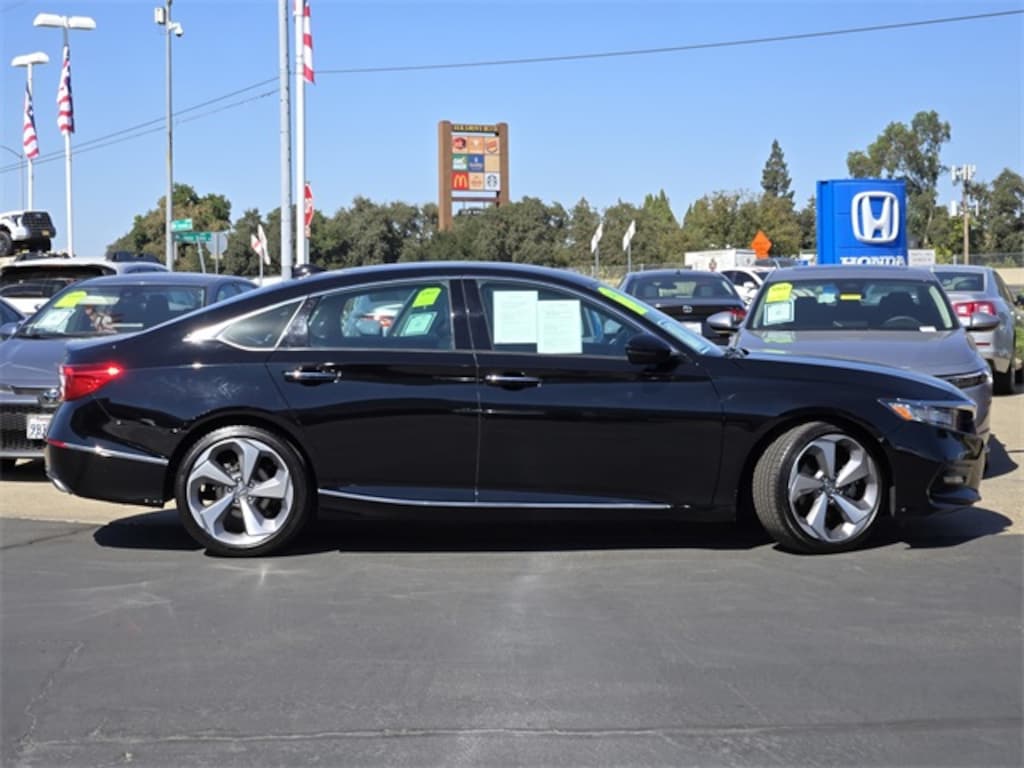 Used 2018 Honda Accord Touring Sedan