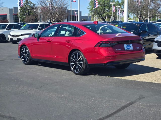 2025 Honda Accord Hybrid Touring photo 5