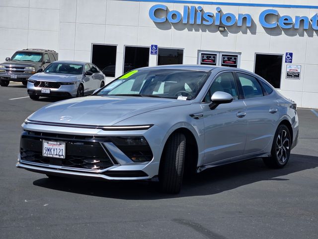 2024 Hyundai Sonata SEL photo 3