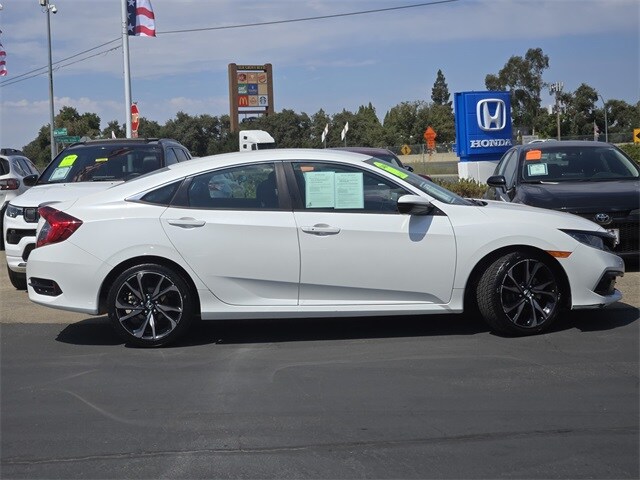 2020 Honda Civic Sport photo 3