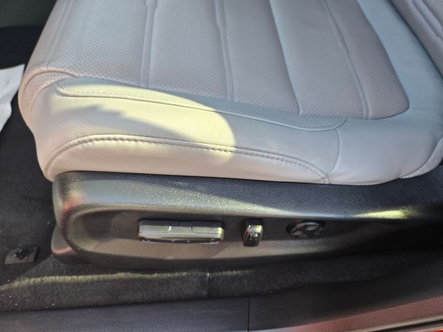 2022 Honda CR-V Touring - Photo 13
