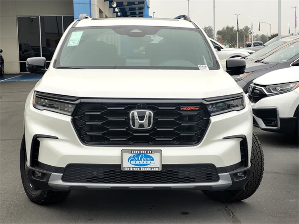 New 2025 Honda Pilot TrailSport SUV