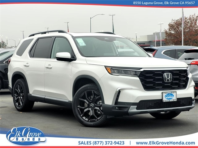 2025 Honda Pilot Touring's photo