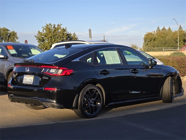 2022 Honda Civic Sport Touring Hatchback photo 4