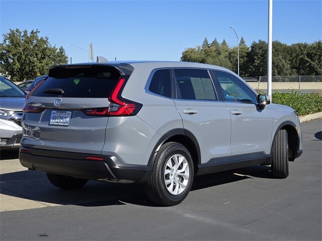 2025 Honda CR-V LX photo 4