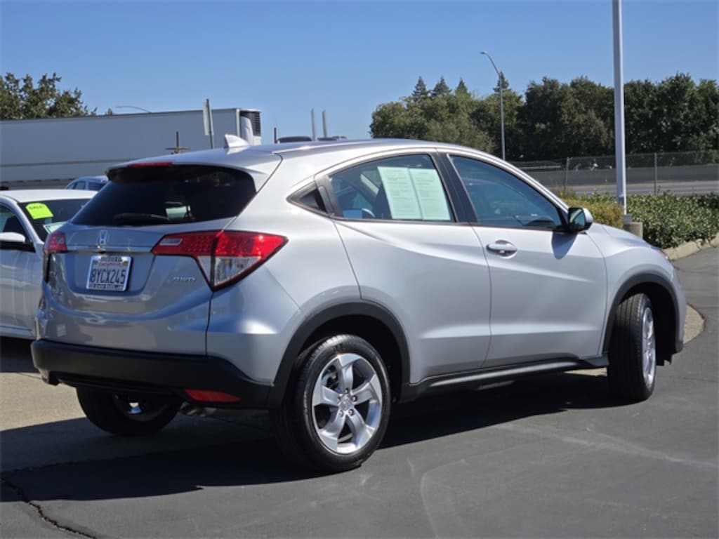 Used 2022 Honda HR-V LX SUV
